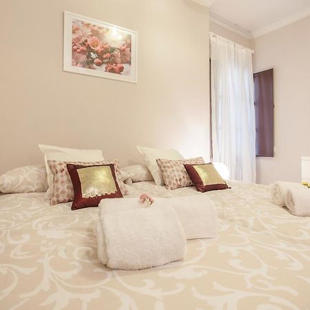 Elegante Apartamento En El Corazon De Sevilla. Eksteriør billede